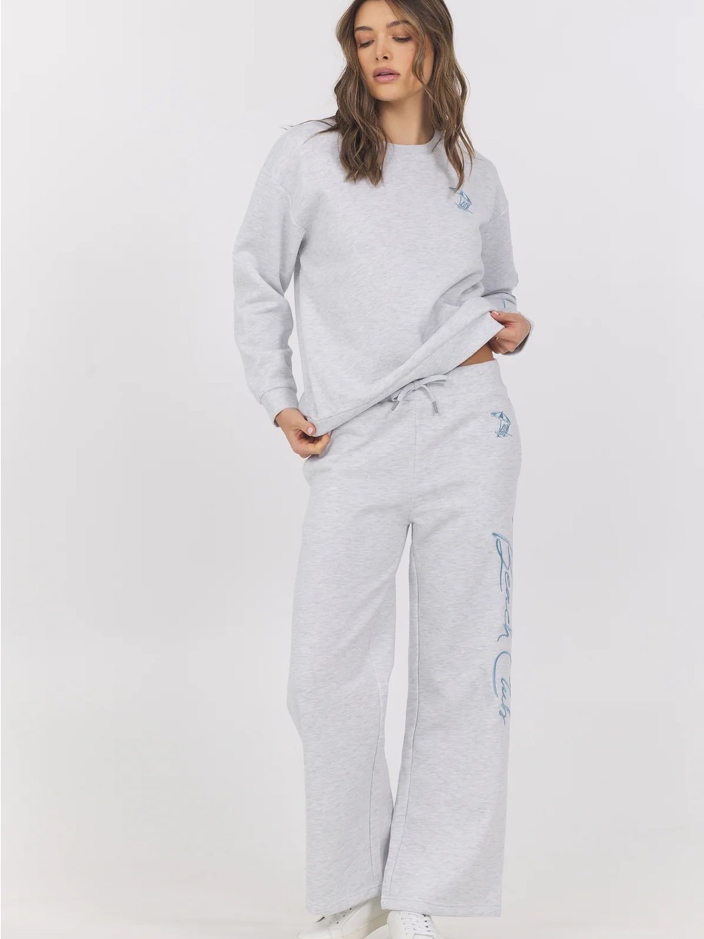 Beach clubLight Gray Sweatshirt & Wide-Leg Sweatpants Set with Light Blue Script